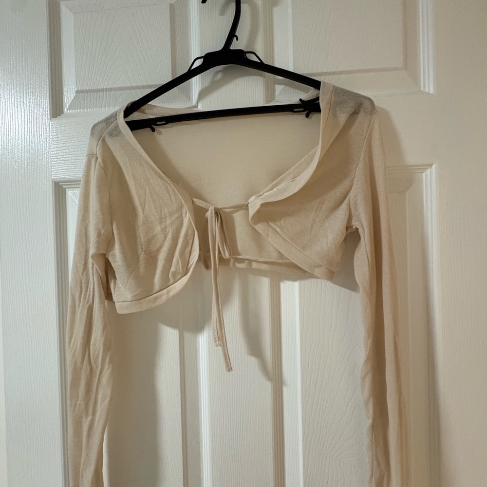 Jersey Round neck knotted crop long sleeve shrug
